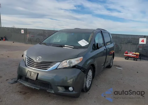 2012 Toyota Sienna Xle V6 8 Passenger z USA, uszkodzony, nr VIN 5TDYK3DC3CS200780